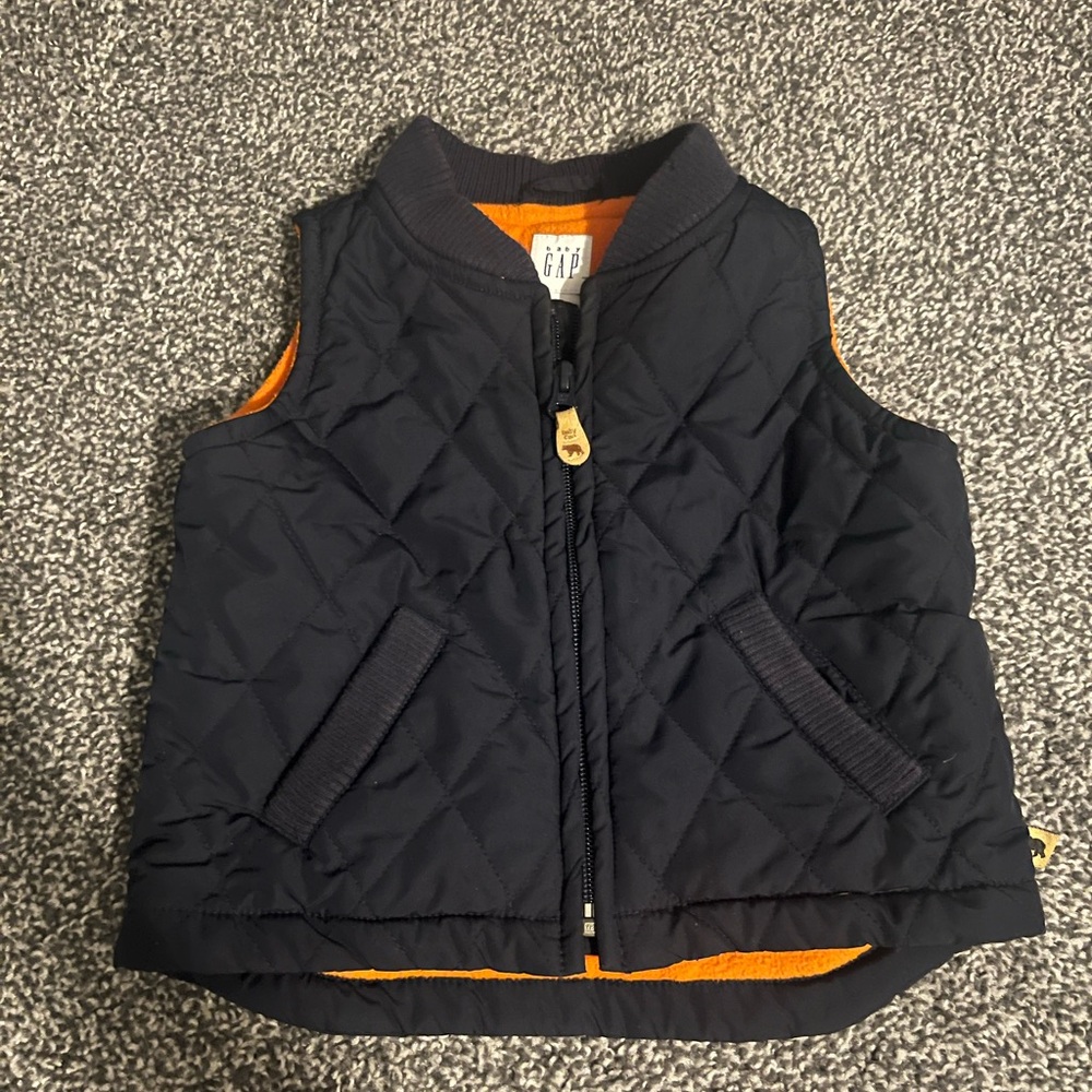 Baby Gap Puffer Vest Size 6-12 months